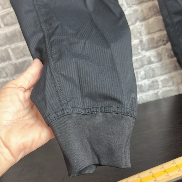 ZYIA - Picture 3 of 9